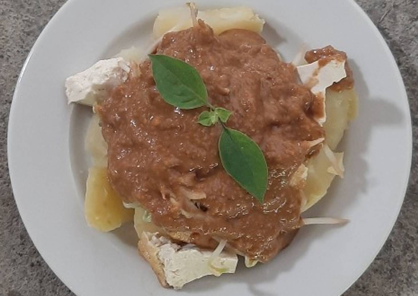 Tahu Tek