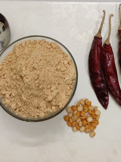 பருப்பு பொடி (Paruppu podi recipe in tamil) செய்முறை முக்கிய புகைப்படம்