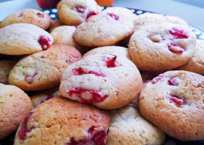 Biscotti morbidi alle fragole