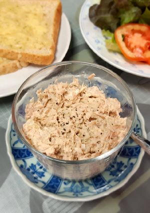 รูปของ Tuna Spread & Cheese Toast