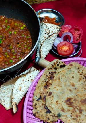 મટર પનીર (Matar paneer recipe in Gujarati) રેસીપી મુખ્ય ફોટો