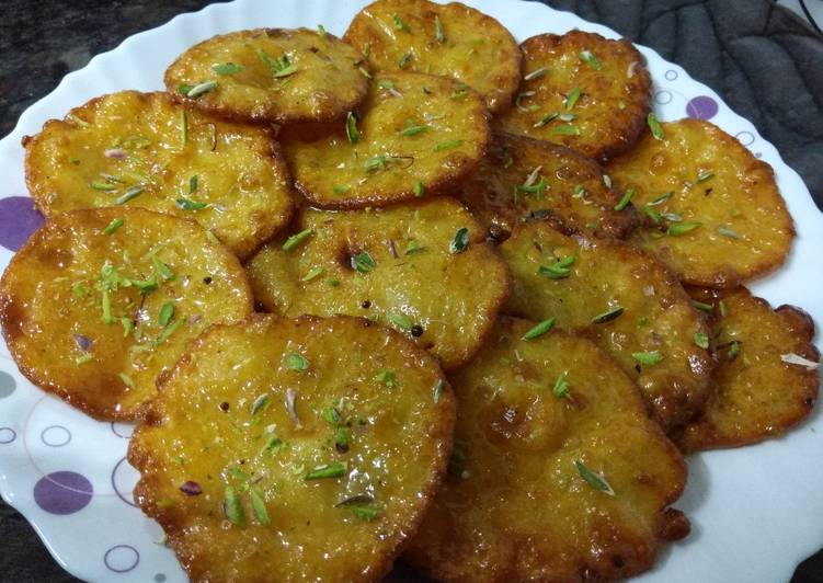 Rajasthani Mawa Malpua