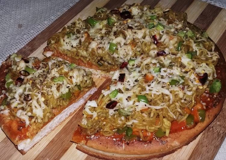 Quick masala maggi pizza