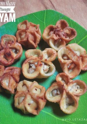 Foto resep Cemilan Bunga Ayam ala Violet Azalea