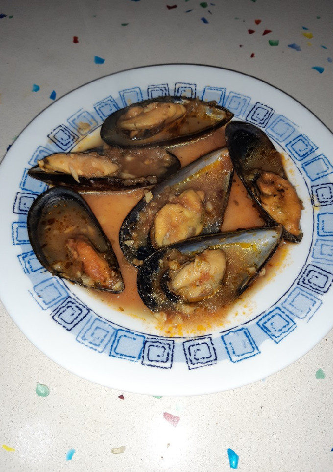 Una foto de Mejillones a la marinera