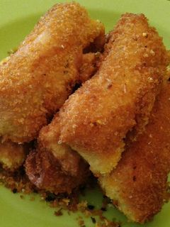 Foto resep Roti Isi Sosis Keju Renyah