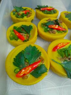 Foto resep Kue lumpur asin toping daging pedas 🌶️