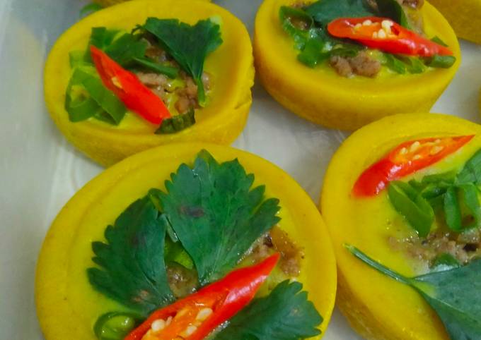 Kue lumpur asin toping daging pedas 🌶️