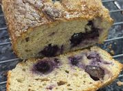 Una foto de budin con harina integral