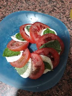 Una foto de Ensalada Caprese