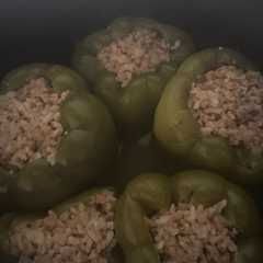 Una foto de Pimentones rellenos vegetarianos