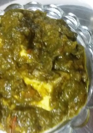 A picture of Palak Paneer.