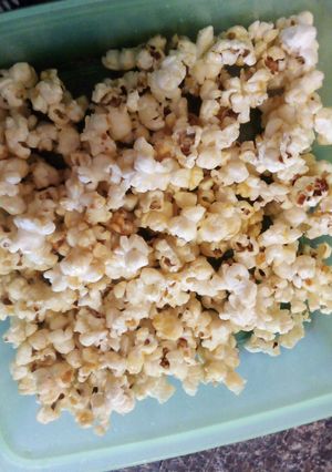 A picture of Sugar and butter popcorn!.