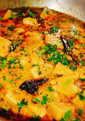દુધી ની ઢોકળી(Dhudhi ni dhokli recipe in Gujarati) રેસીપી મુખ્ય ફોટો