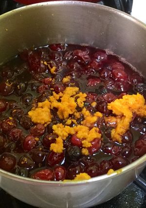A picture of Sweet and tangy fresh cranberry sauce.