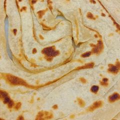 A picture of Lachha paratha.