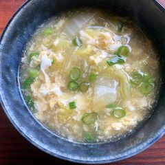 A picture of Wombok & Egg Soup.