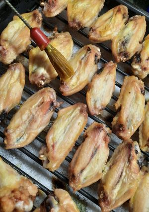 Una foto de Alitas de pollo a la mostaza