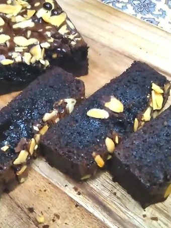 Cara Gampang Membuat Resep SHINY CRUST FUDGY BROWNIES Oven Tangkring Anti Gagal yang Uenak Anti Ribet, Lezat