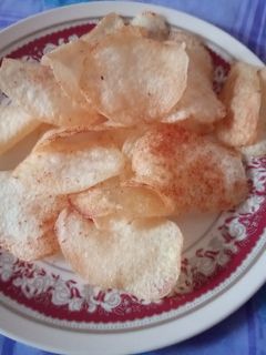 બટાકા ની ફ્રેશ વેફર (Bataka Fresh Wafer Recipe In Gujarati) રેસીપી મુખ્ય ફોટો