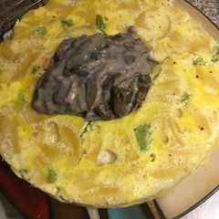 A picture of Egg noodle ring.