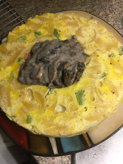 A picture of Egg noodle ring.
