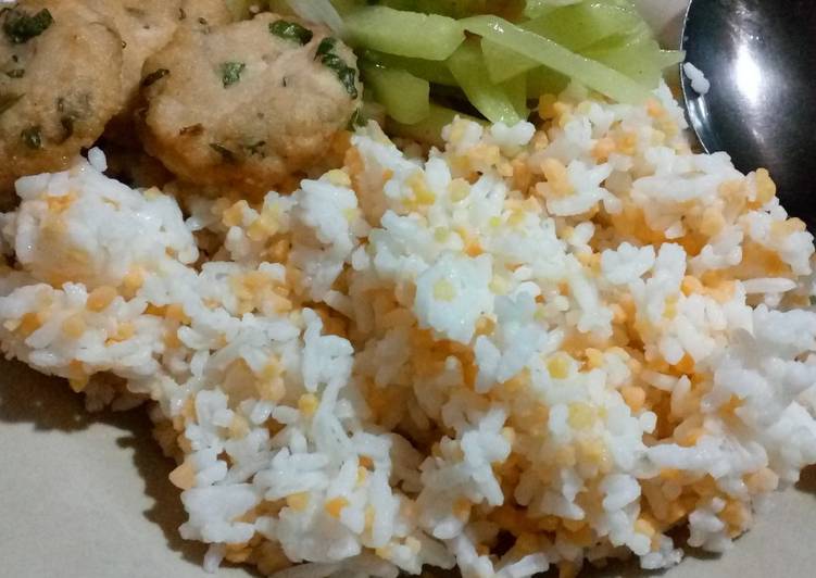 Langkah Mudah untuk Menyiapkan Cara memasak nasi jagung  Anti Gagal