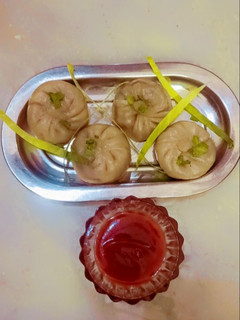 वेज मोमोज (veg momos recipe in Hindi) रेसिपी मुख्य फोटो