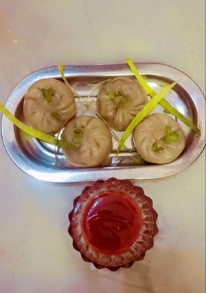 वेज मोमोज (veg momos recipe in Hindi) रेसिपी मुख्य फोटो