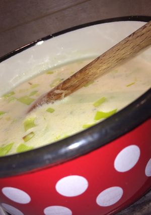 Póréhagymaleves.🥘 recept fotója