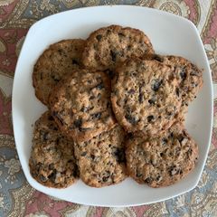 A picture of Hilton Doubletree cookies.
