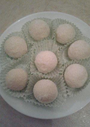 صورة لوصفة حلوى الرافاييلو عشق لا ينتهي 😍