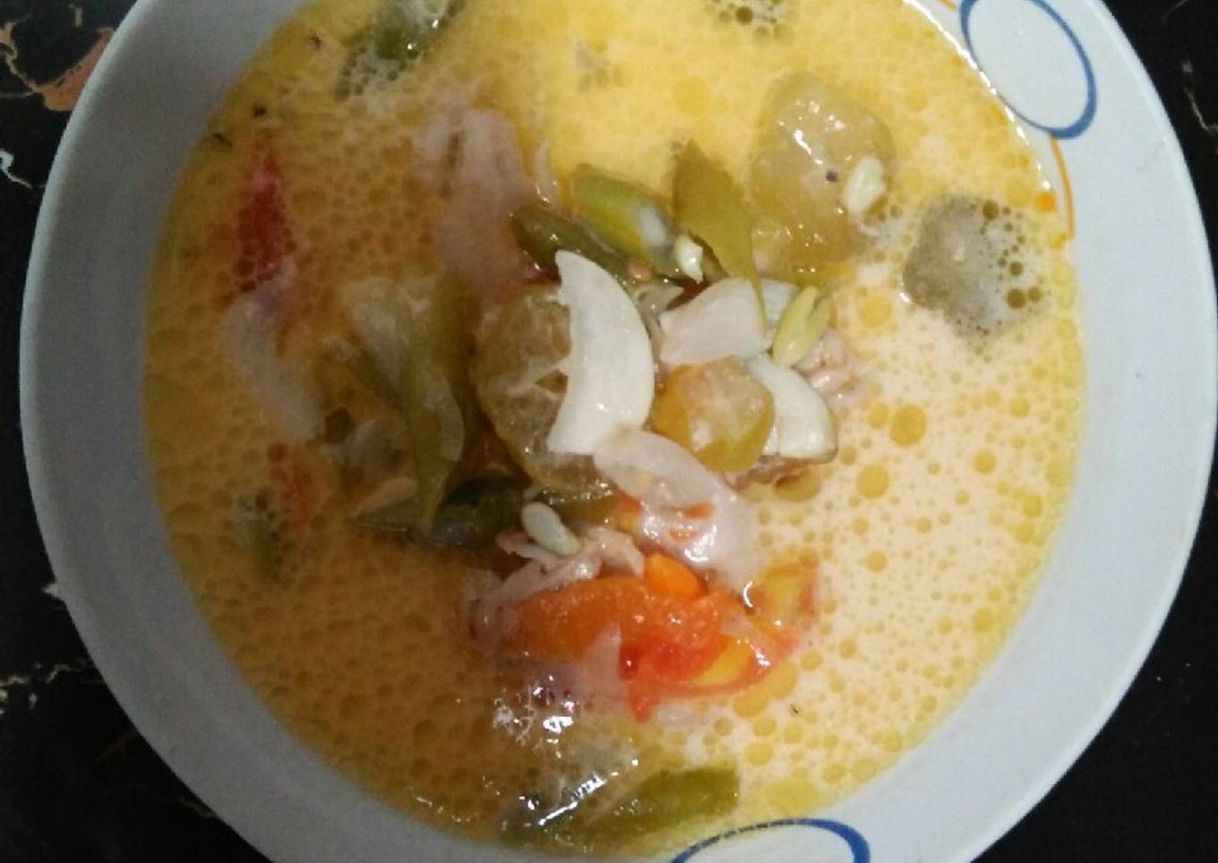 Garang asem ayam santan tanpa dibungkus