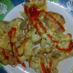 รูปของ MakLor (Makaroni Telor)