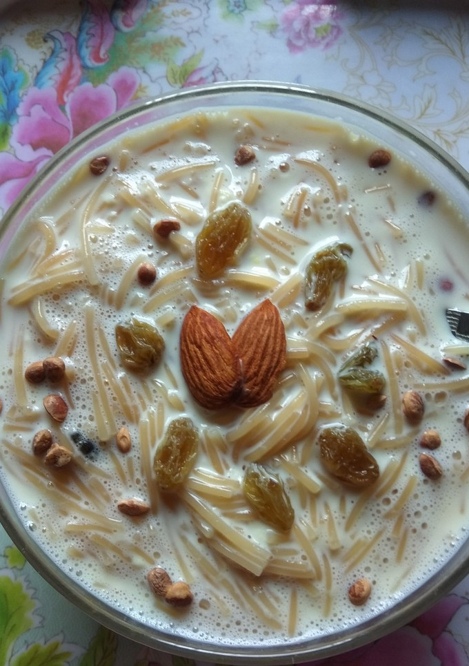 मीठी सेवई (Meethi sevai recipe in hindi) रेसिपी मुख्य फोटो