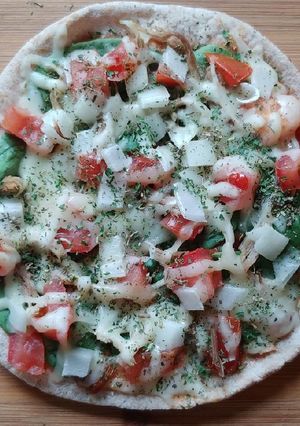 A picture of Pita Pizza.