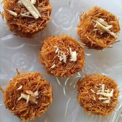 A picture of One bite vermicelli.