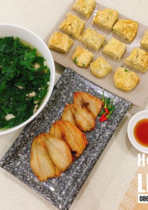Hình của món Cơm tối: Mâm cơm đủ ba món.