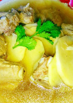 รูปของ หน่อไม้สดตุ๋นซี่โครงหมู