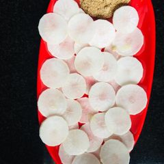 A picture of Radish salad.