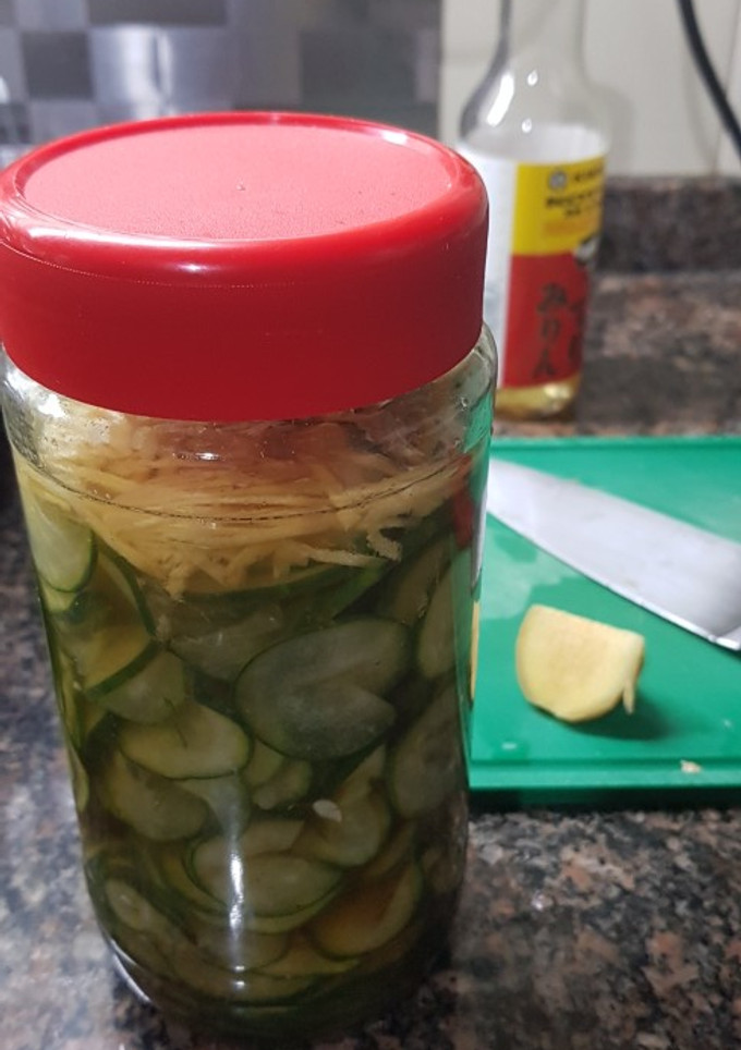 Una foto de Pepino a la vinagreta
