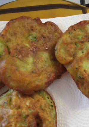Una foto de Bocaditos de brócoli