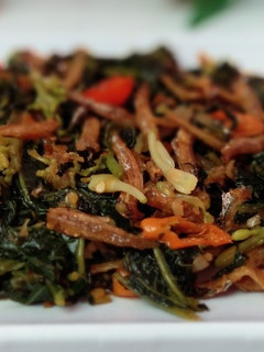 Foto resep Tumis Daun Pepaya Plus-plus