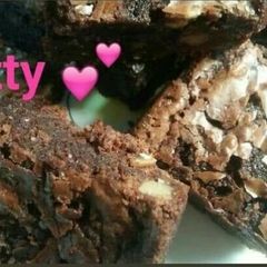 A picture of Chocolate Walnut Fudge Brownie🍫.