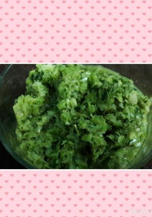 A picture of Dhania pudina ki sil batte ki chutney.