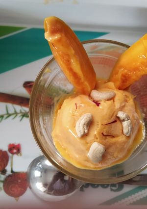 મેંગો આઈસક્રીમ (Mango Icecream Recipe in Gujarati) રેસીપી મુખ્ય ફોટો