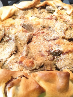 Foto di Torta salata carciofi e arista di maiale
