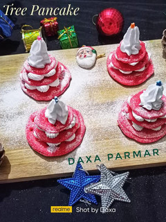 A picture of Christmas Tree Pancake.
