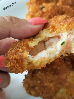 Una foto de Pastelitos tailandeses de marisco con salsa agridulce