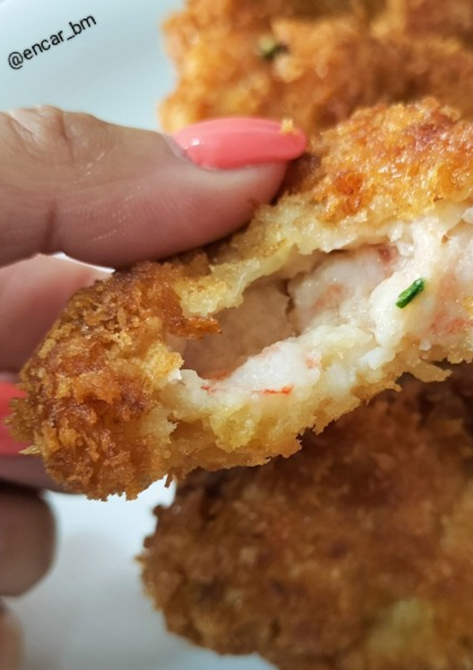 Una foto de Pastelitos tailandeses de marisco con salsa agridulce
